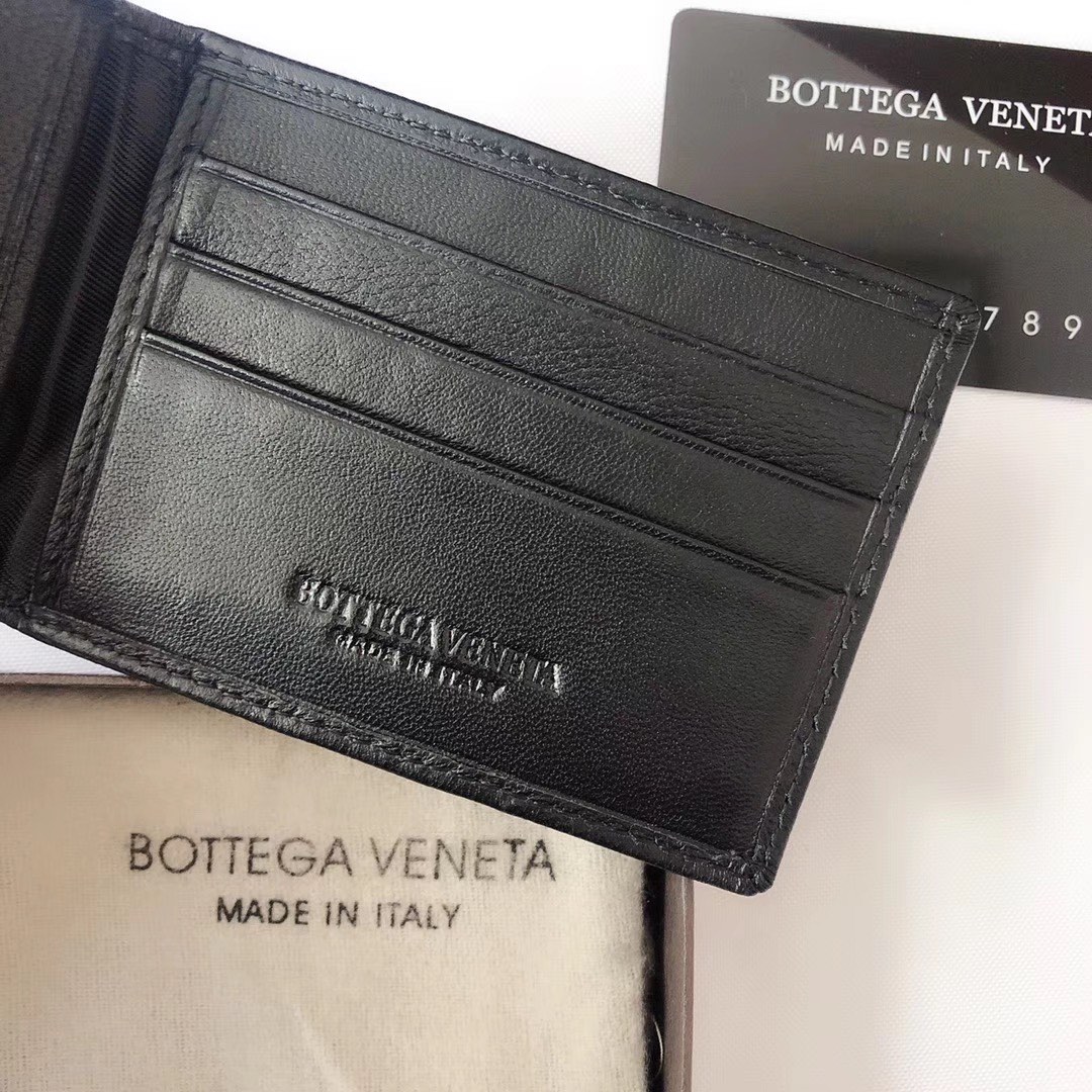 個性的なデザ 人気ブランドボッテガヴェネタ Bottega Veneta 実物の写真 N品スーパーコピー代引き対応国内発送後払い安全必ず届く優良サイト